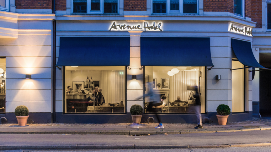 Avenue Hotel
